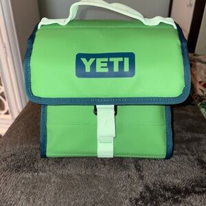 Yeti lunch bag